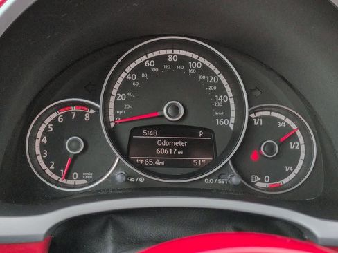 Used 2015 Volkswagen Beetle 1.8T FWD image 28