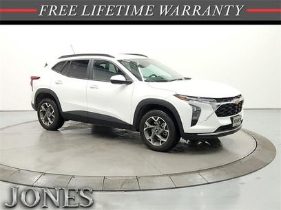 Used 2024 Chevrolet Trax LT w/ Driver Confidence Package