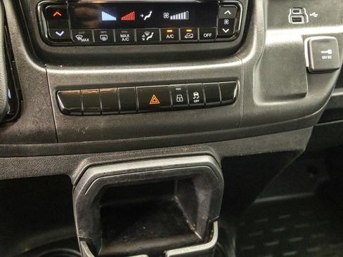 Used 2023 RAM ProMaster 2500 FWD image 27