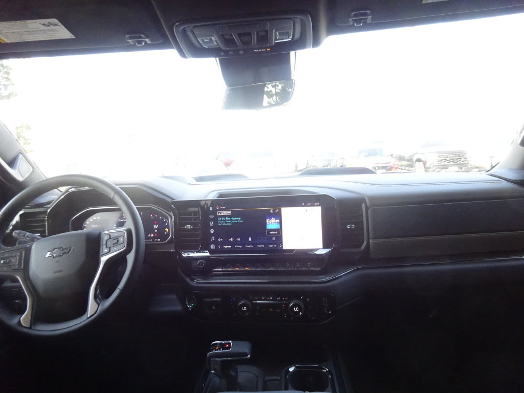 Certified 2026 Chevrolet Silverado 1500 ZR2 AWD/4WD image 24
