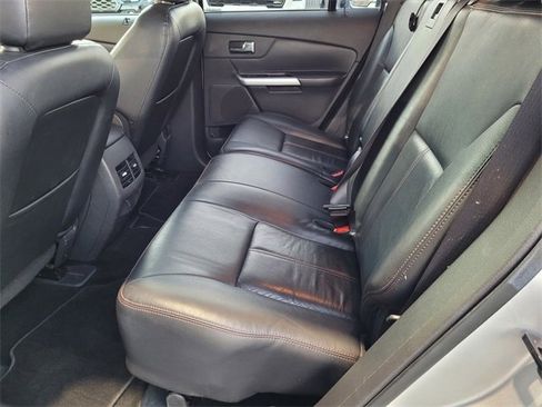 Used 2013 Ford Edge SEL image 18