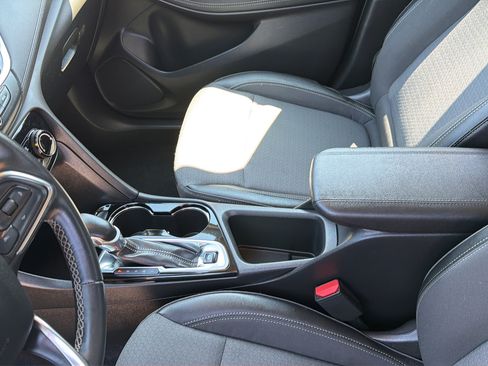 Used 2022 Buick Encore GX Preferred FWD image 20