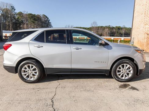 Used 2019 Chevrolet Equinox LT image 11