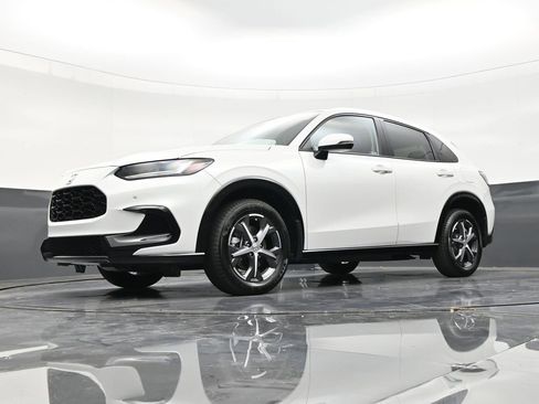 Used 2023 Honda HR-V EX-L image 21