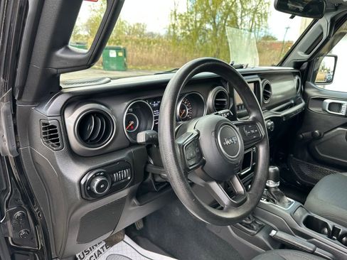 Certified 2022 Jeep Wrangler Unlimited Sport AWD/4WD image 20