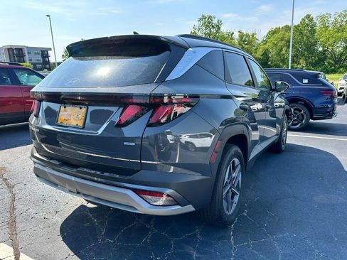 Used 2026 Hyundai Tucson SEL AWD/4WD image 3