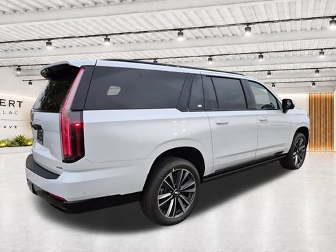 New 2026 Cadillac Escalade ESV Sport AWD/4WD image 10