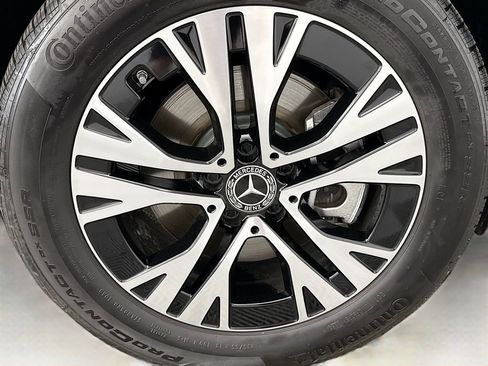 Certified 2025 Mercedes-Benz GLA 250 image 30