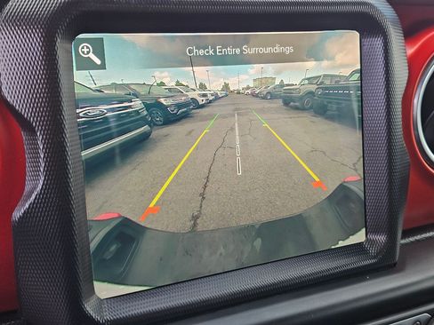 Used 2020 Jeep Gladiator Rubicon AWD/4WD image 25