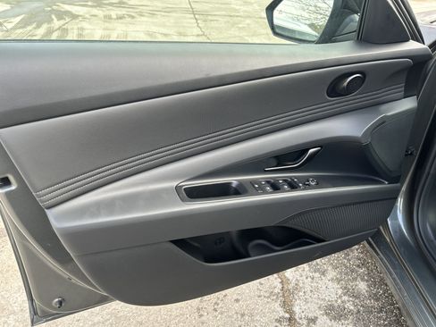 New 2026 Hyundai Elantra SEL Sport Premium image 17