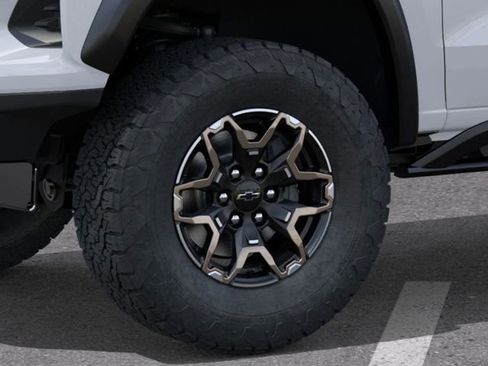 New 2026 Chevrolet Colorado ZR2 w/ Technology Package image 9