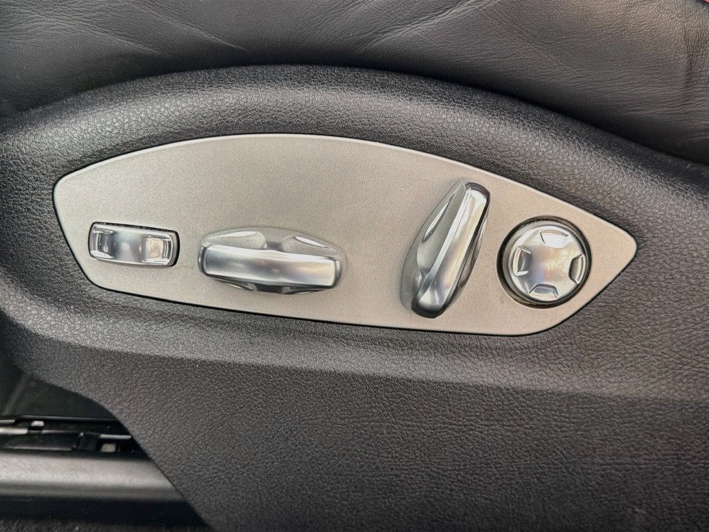Certified 2024 Porsche Macan GTS AWD/4WD image 22