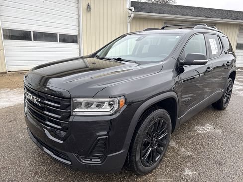 Used 2023 GMC Acadia SLE w/ Driver Convenience Package image 10