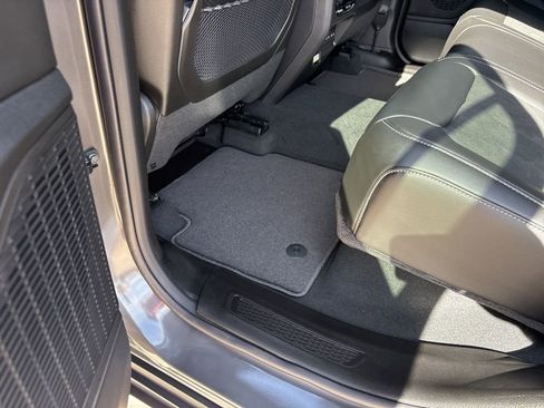 New 2026 Jeep Grand Cherokee Altitude AWD/4WD image 20