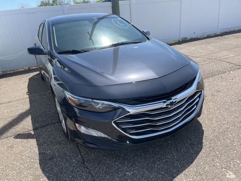 Used 2022 Chevrolet Malibu LT FWD image 17