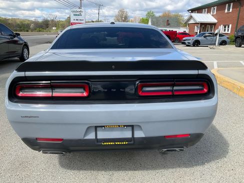 Used 2022 Dodge Challenger R/T w/ Blacktop Package RWD image 5