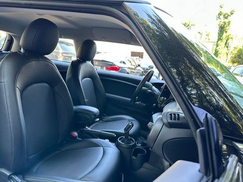 Used 2020 MINI Cooper 2-Door Hardtop w/ Storage Package image 26