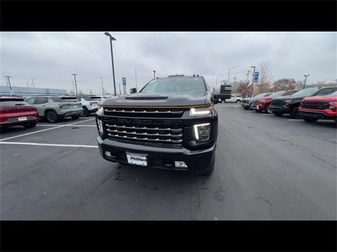 Used 2021 Chevrolet Silverado 2500 LTZ w/ Carhartt Edition image 3