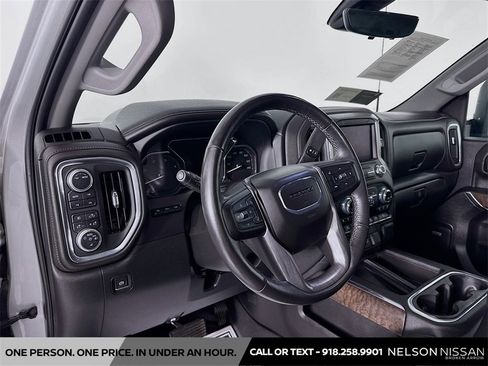 Used 2020 GMC Sierra 3500 Denali w/ Denali Ultimate Package image 9