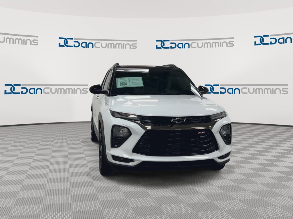 Used 2021 Chevrolet TrailBlazer RS w/ Convenience Package FWD image 3