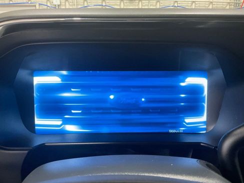 Used 2025 Ford F350 Lariat w/ Lariat Ultimate Package AWD/4WD image 19