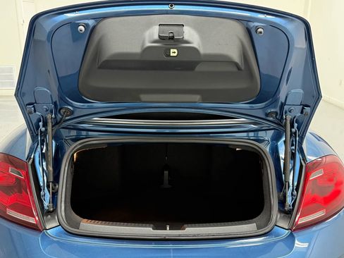 Used 2017 Volkswagen Beetle 1.8T S image 30