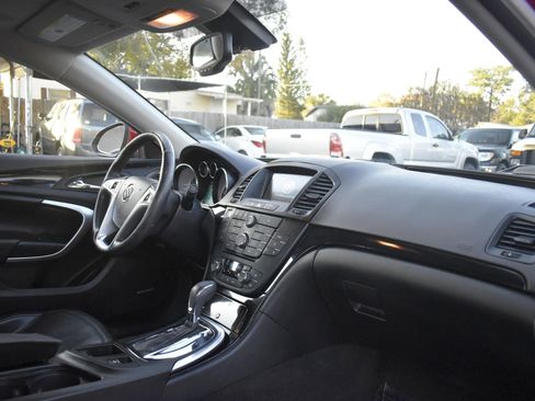 Used 2013 Buick Regal Premium image 15