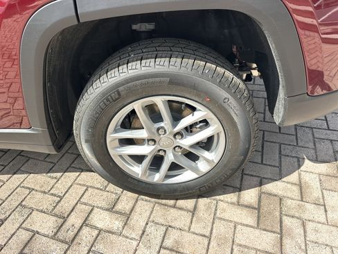 New 2026 Jeep Grand Cherokee Laredo X image 10