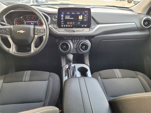 Used 2023 Chevrolet Blazer LT image 6
