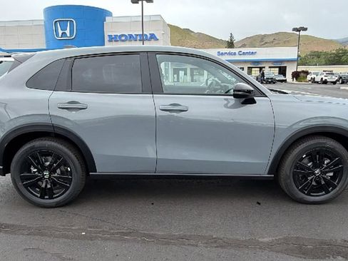 New 2027 Honda HR-V Sport image 2