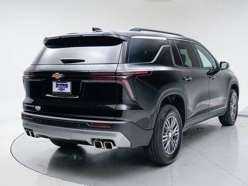 New 2026 Chevrolet Traverse LT w/ Enhanced Driving Package image 7