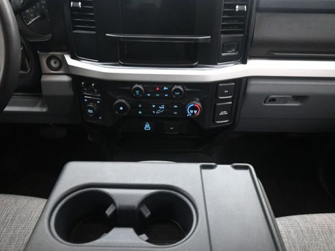 Certified 2025 Ford F250 XLT AWD/4WD image 20