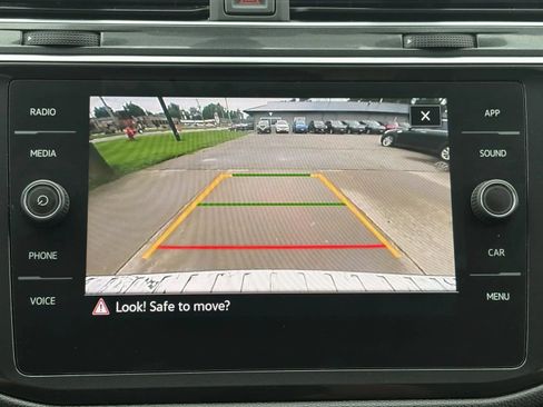 Used 2021 Volkswagen Tiguan S FWD image 20
