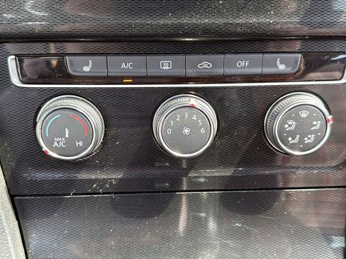 Used 2015 Volkswagen GTI S image 31