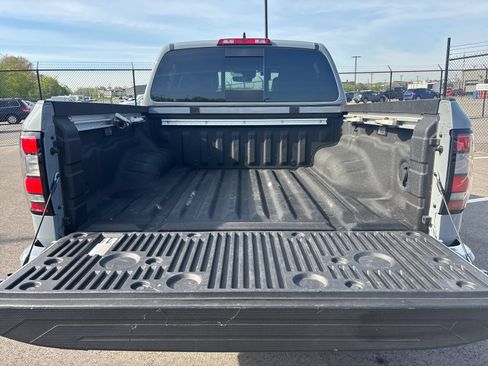 Used 2023 Nissan Frontier PRO-4X w/ Pro-4X Premium Package AWD/4WD image 13
