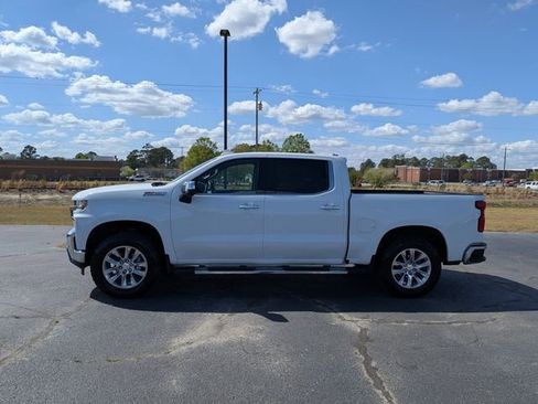 Used 2021 Chevrolet Silverado 1500 LTZ w/ LTZ Premium Package AWD/4WD image 6