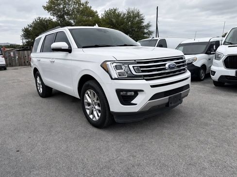 Used 2020 Ford Expedition XLT w/ Equipment Group 202A RWD image 14