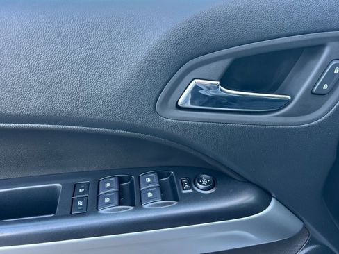 Certified 2022 Chevrolet Colorado LT w/ LT Convenience Package image 10