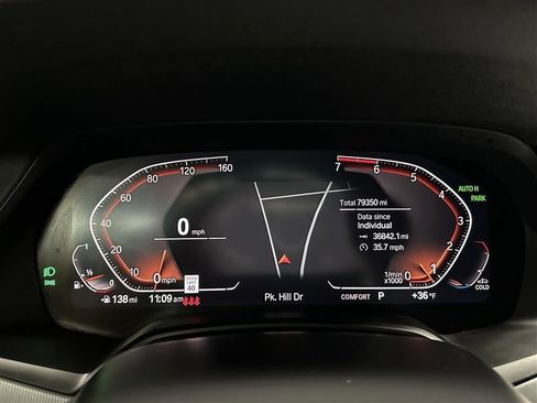 Used 2019 BMW X5 xDrive50i w/ M Sport Package image 25