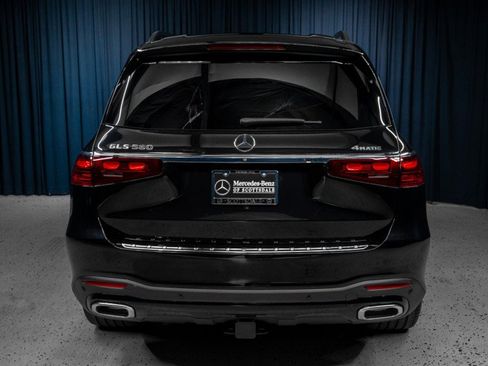 New 2025 Mercedes-Benz GLS 580 4MATIC image 9