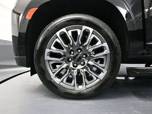 Used 2024 GMC Yukon Denali Ultimate image 20