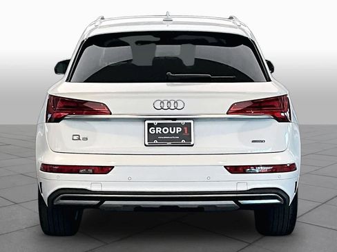 Used 2023 Audi Q5 2.0T Premium w/ Convenience Package AWD/4WD image 6