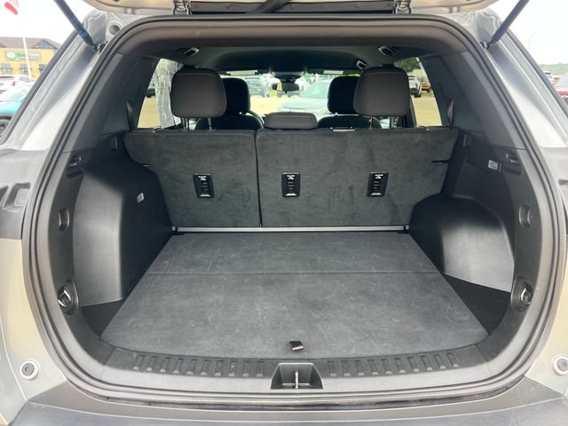 Certified 2026 Chevrolet Equinox LT AWD/4WD image 13