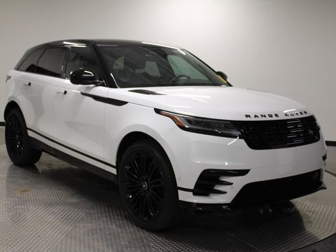 Used 2026 Land Rover Range Rover Velar Dynamic SE AWD/4WD image 9