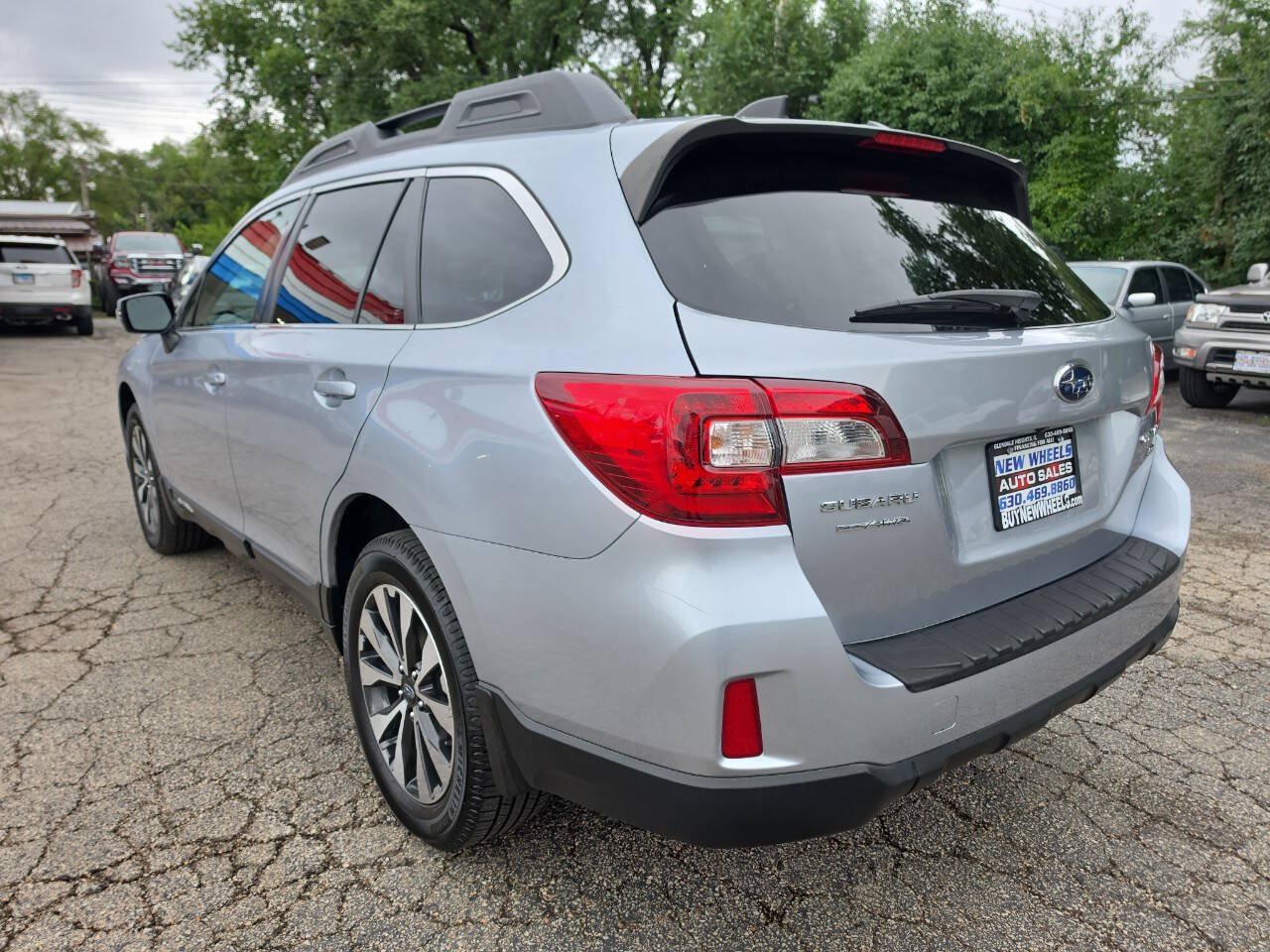 Used 2016 Subaru Outback 3.6R Limited AWD/4WD image 22
