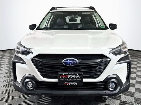 Used 2025 Subaru Outback Onyx Edition AWD/4WD image 2