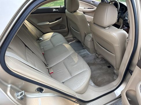 Used 2006 Honda Accord EX image 19
