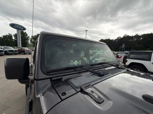 Used 2019 Jeep Wrangler Unlimited Rubicon AWD/4WD image 20