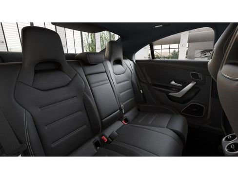 Used 2025 Mercedes-Benz CLA 35 AMG 4MATIC image 5