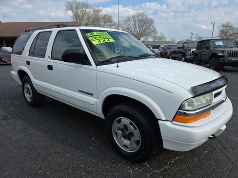 Used 2002 Chevrolet Blazer LS w/ Preferred Equipment Group image 18